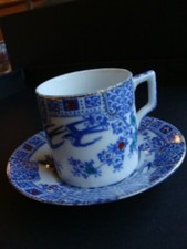 Tasse et soucoupe hirondelle