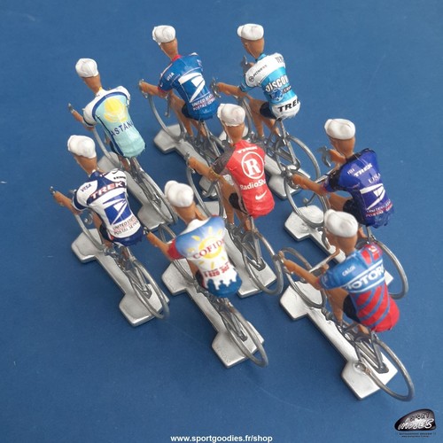 Lot cyclistes miniatures - 8,