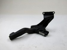 XR8F-9F832-BD Pédale