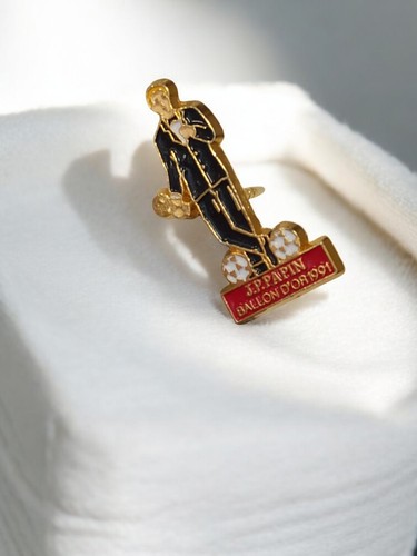 Pin vintage papin - vintage, j.p.