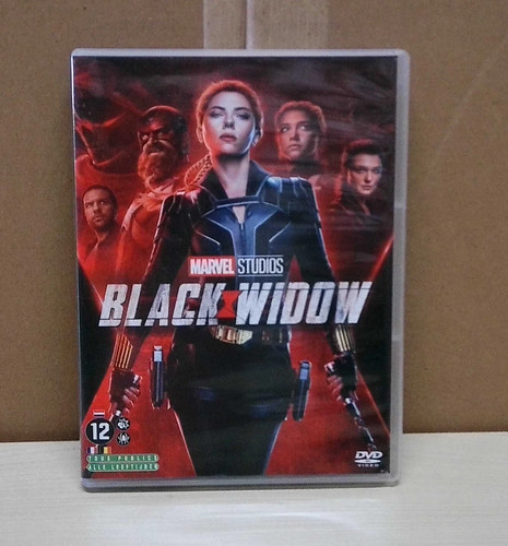 Black widow - black,