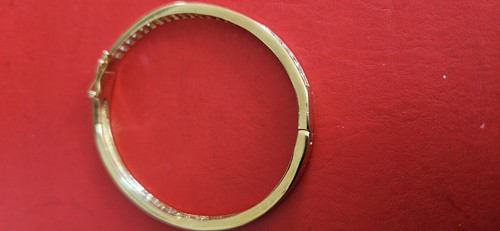 Ancien bracelet avec pierres