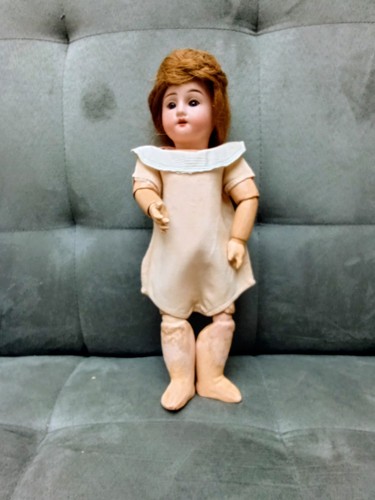 Vêtement petite poupée - petite,