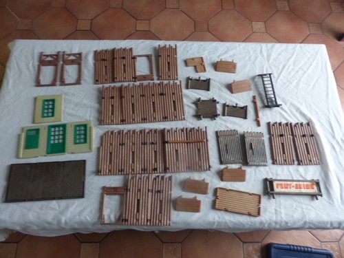 Playmobil lot de - :, pièces
