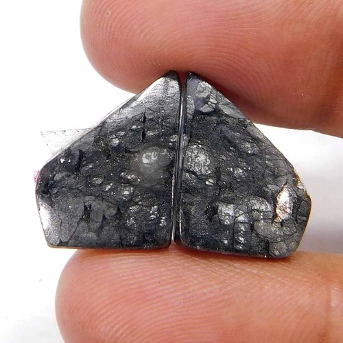 75cts paire de - 17.75cts., pierres