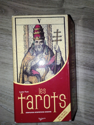 Les tarots laura tuan - tarots,