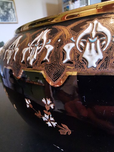 Luneville cache pot art - g,
