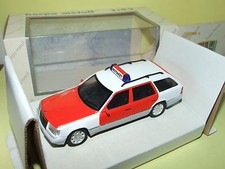 MERCEDES CLASSE E T W124 NOTARZT DOUANES ALLEMANDE HERPA 1:43