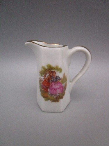 Pichet miniature ancien - , en