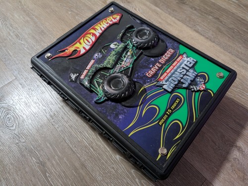 Hot wheels monster jam - hot,