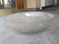 Vasque ou coupe de ancienne suspension art déco en pâte de verre moulée et press