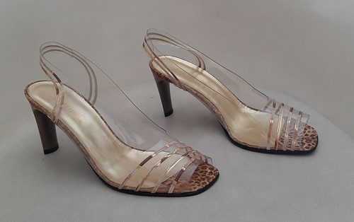 Chaussures talons azurée - À,