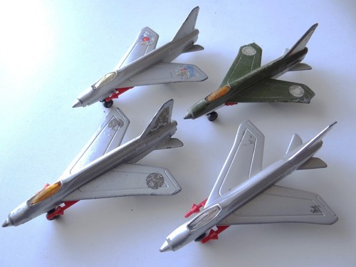 Lightning 1977 - ,
