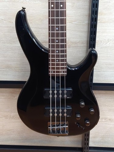 Guitare basse électrique