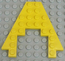 Lego Pirates Yellow Wing 8 x 8