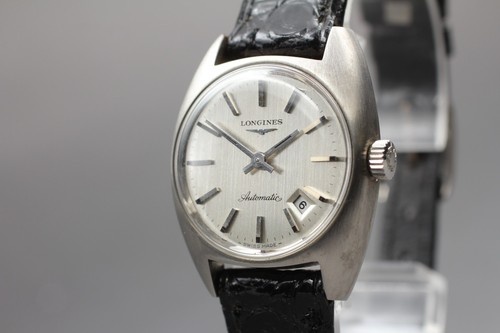 Presque comme neuve montre - [presque,