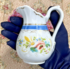 POUPÉE ANCIENNE, BROC de TOILETTE en PORCELAINE de PARIS XIXe