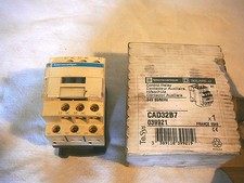 CONTACTEUR AUXILIAIRE