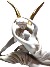 Sujet en Biscuit - Scène Cupidon et Psyché - Fin XIXe Siècle