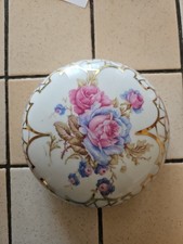 Bonbonnière En Porcelaine De