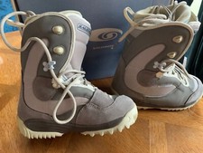SALOMON SNOWBOARD BOOTS GREY