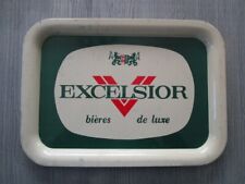 Ancien plateau en tole