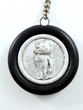 PORTE-CLES - ESSO 1960s Original Vintage GOUTTE Figurine RELIEF Roue 3D -