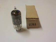 1 TUBE 6EW6  MARQUE  SYLVANIA
