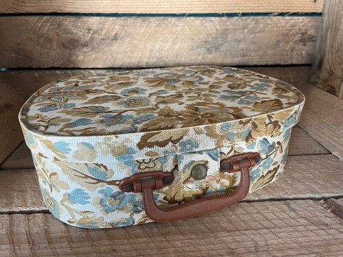 Jolie petite malette - vintage,