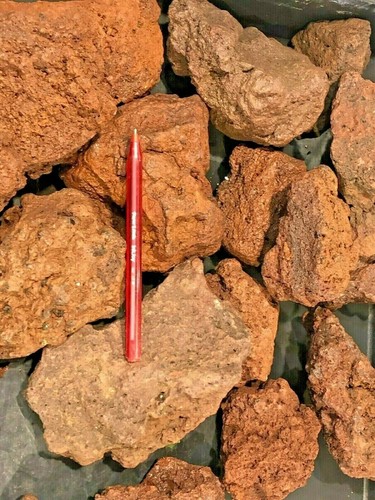 Pierre volcanique lave - 3,