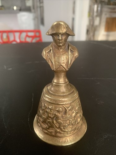 Ancienne cloche bronze - en,