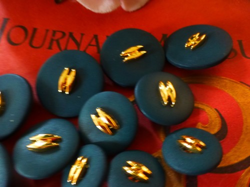 Les boutons neufs - les, ,haute