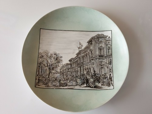 Rare ancienne grande assiette