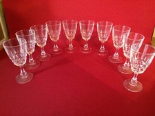10 VERRES à liqueur modèle