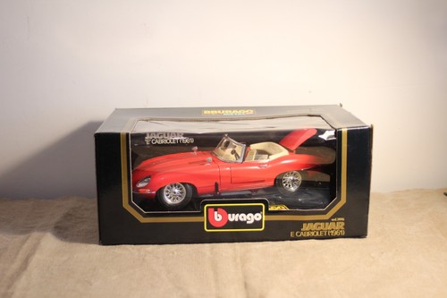 Voiture burago jaguar - rouge, e