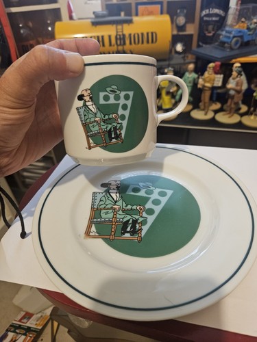 Mug tasse assiette - mug, tables