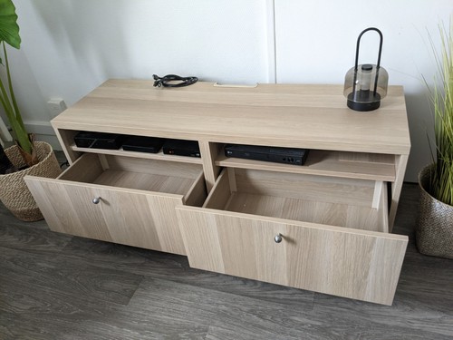 Vends table marque - vends,