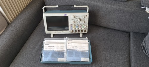 Tektronix dpo4054b digital - tektronix,