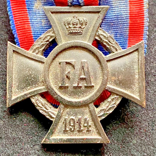Croix frédéric auguste - de,