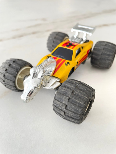 Voiture miniature - ♾️,
