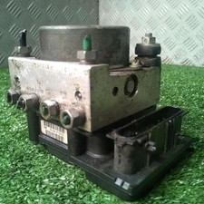 Bloc ABS (freins anti-blocage)