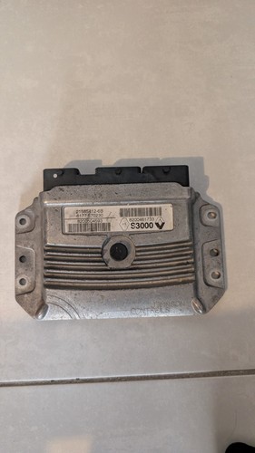 Calculateur moteur ecu - moteur, renault