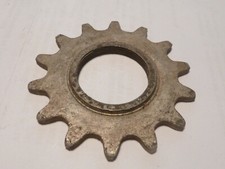 Pignon arrière 14 dents 3 mm chaîne 1/8 Ø 27 mm