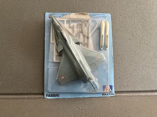 Avion miniature militaire - avion,
