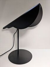 Lampe à poser Design Moderne Noire en Métal - Model Troggon par Habitat