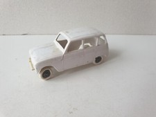 Voiture miniature RENAULT 4L
