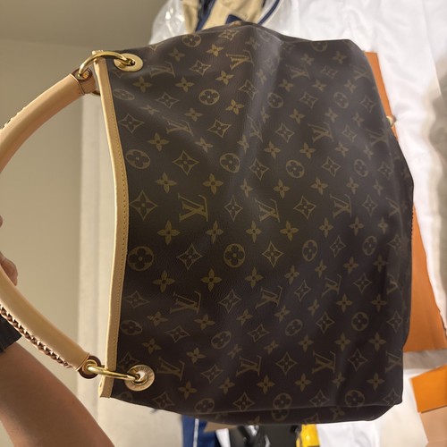 Louis vuitton artsy nv - louis, mm
