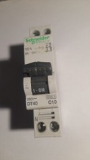 DISJONCTEUR DT40 C10 SCHNEIDER ELECTRIC 1 P + N