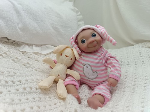 Adorable mini bébé reborn - adorable,