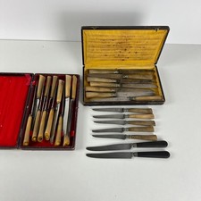 26 couteaux de table anciens – corne & ébène – viroles argent – Paris & Lyon